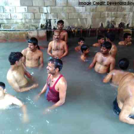 surya-kund-yamunotri